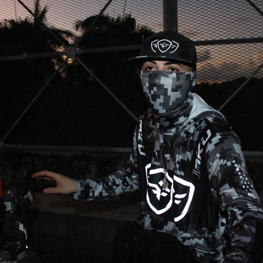 GOD WINGS DIV. Hoodie T-shirt (Reflective), CVRBON VRMOR | MKU